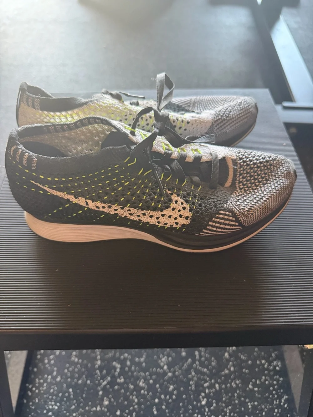 Nike Women’s Flyknit Racer - Black, Gray & Neon Green. Unisex size 4.5